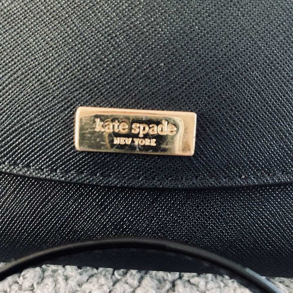 Authentic Kate Spade - Picture 2 of 6